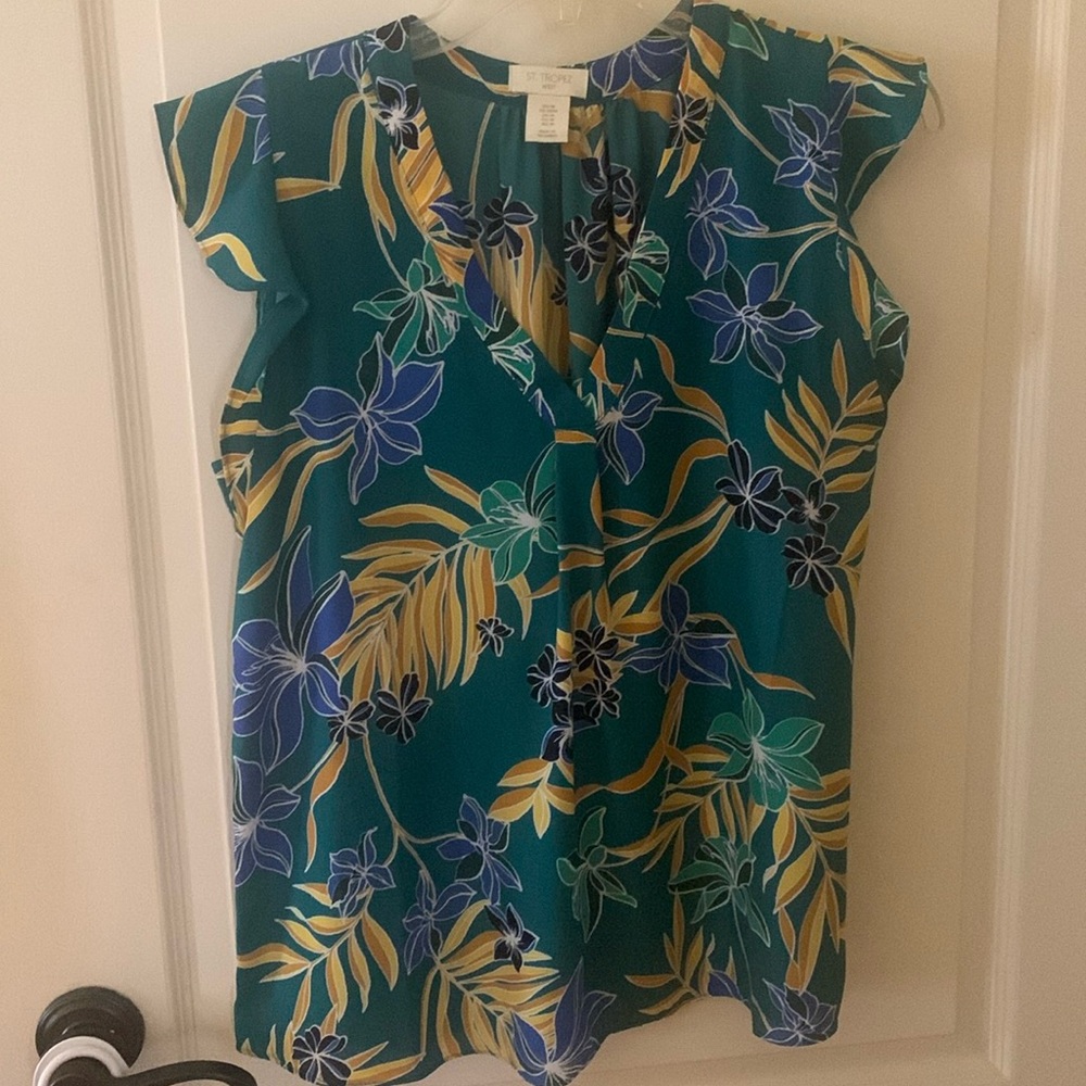 St. Tropez women’s size M tropical blouse